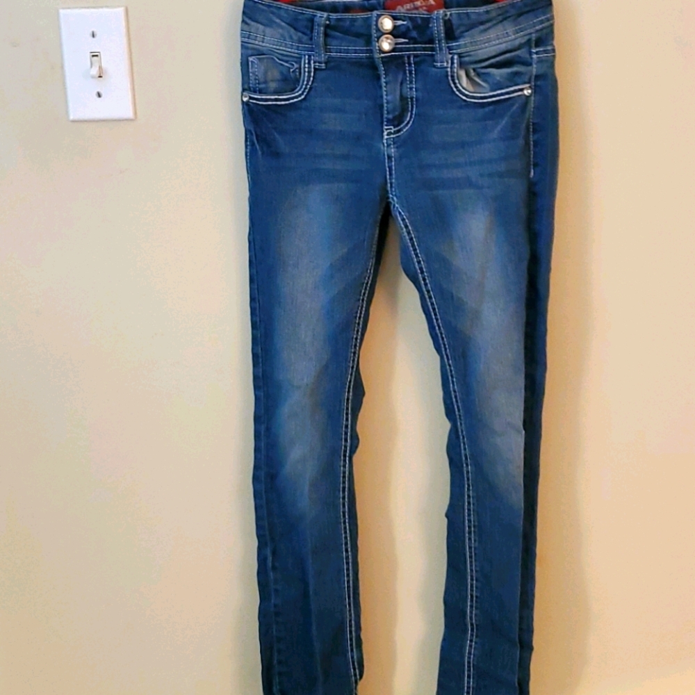 Blue jeans made by Arizona Jeans co.